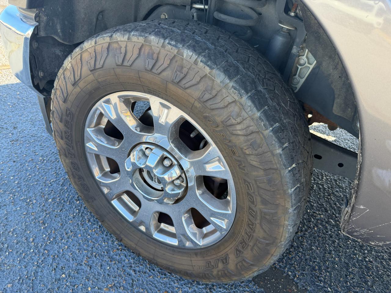 Ford F-250 SD Lariat Crew Cab 4WD 2022