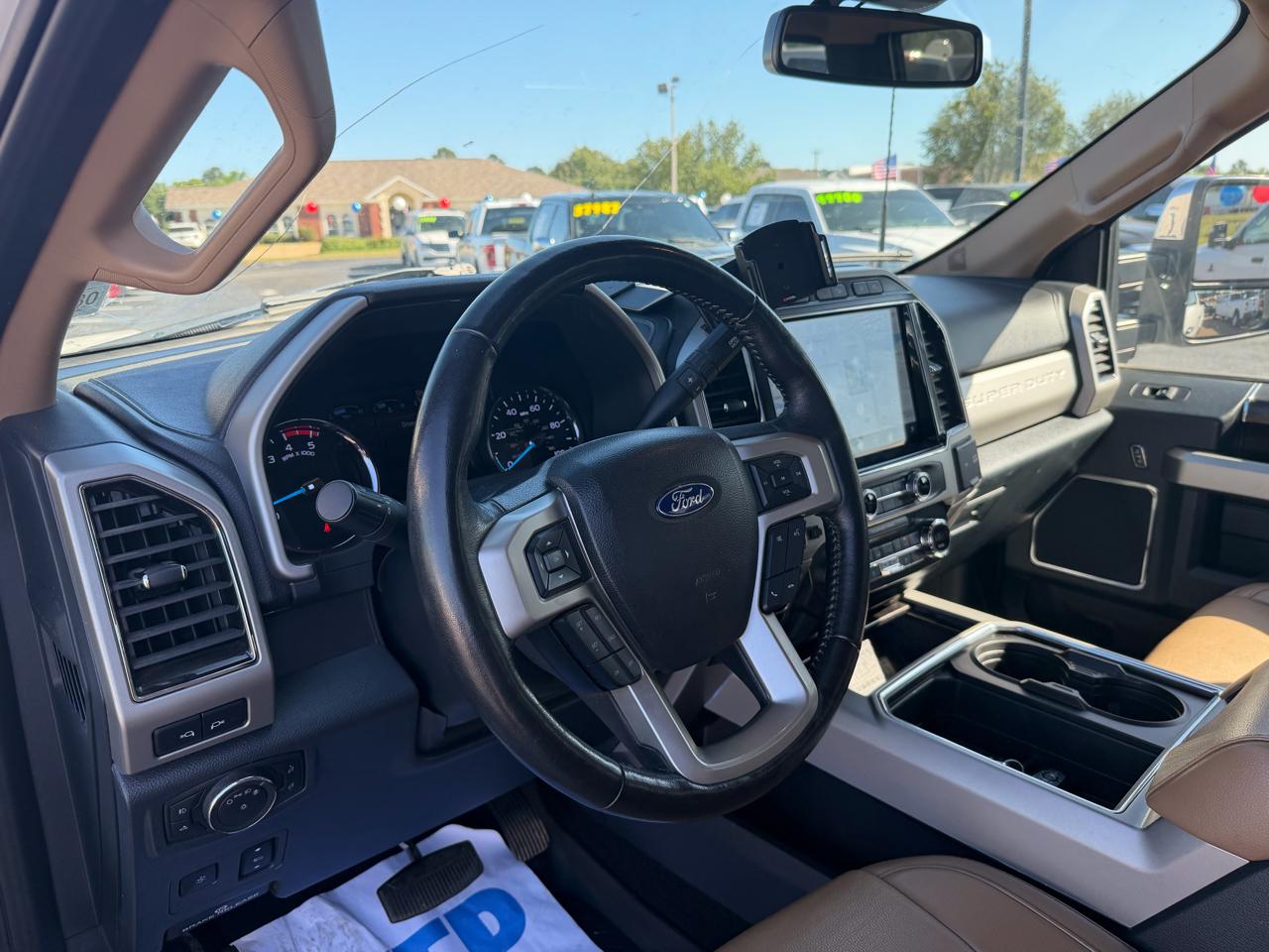 Ford F-250 SD Lariat Crew Cab 4WD 2022