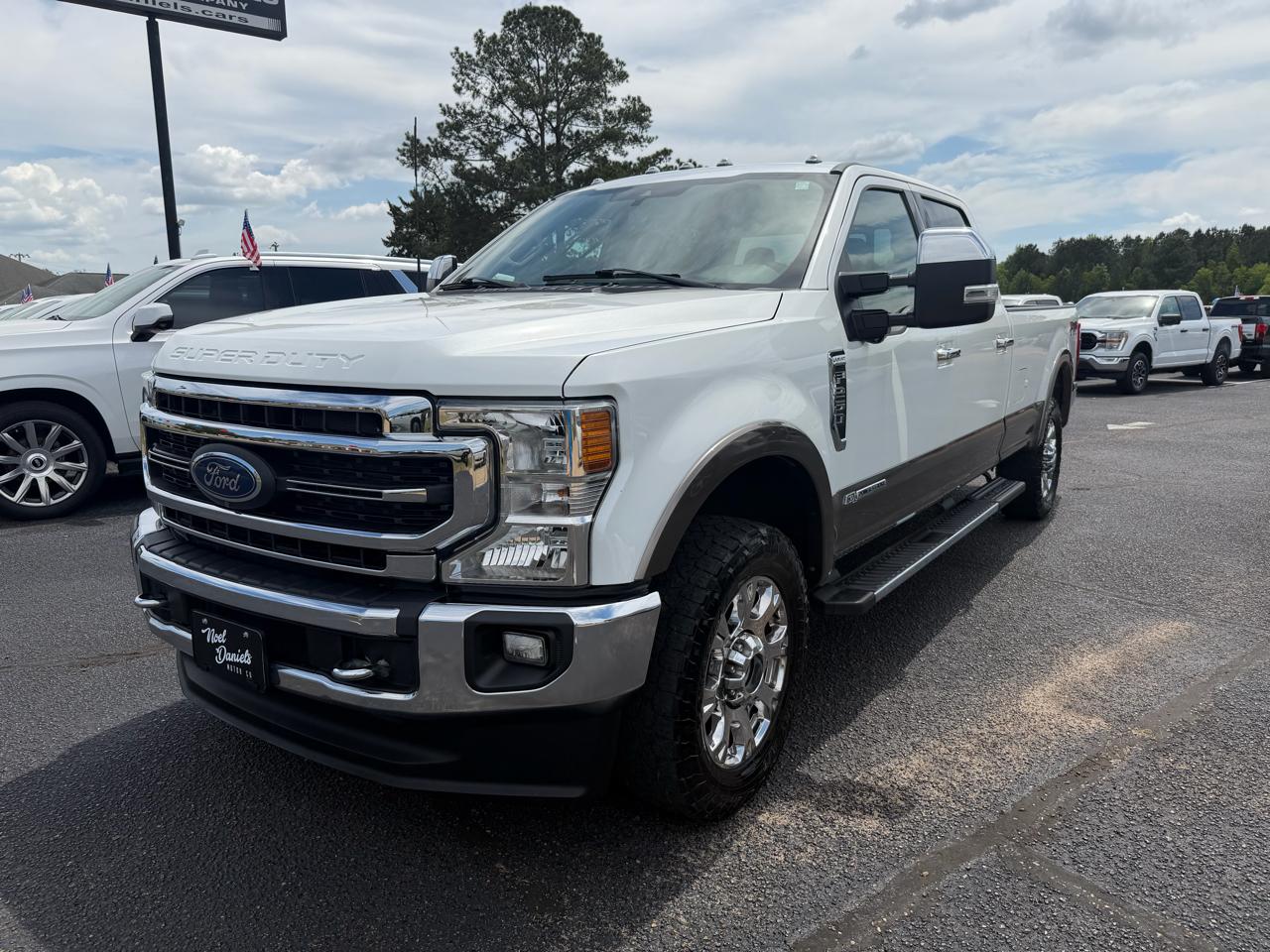 Ford F-250 SD Lariat Crew Cab 4WD 2022