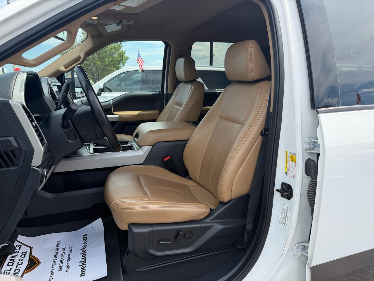 Ford F-250 SD Lariat Crew Cab 4WD 2022