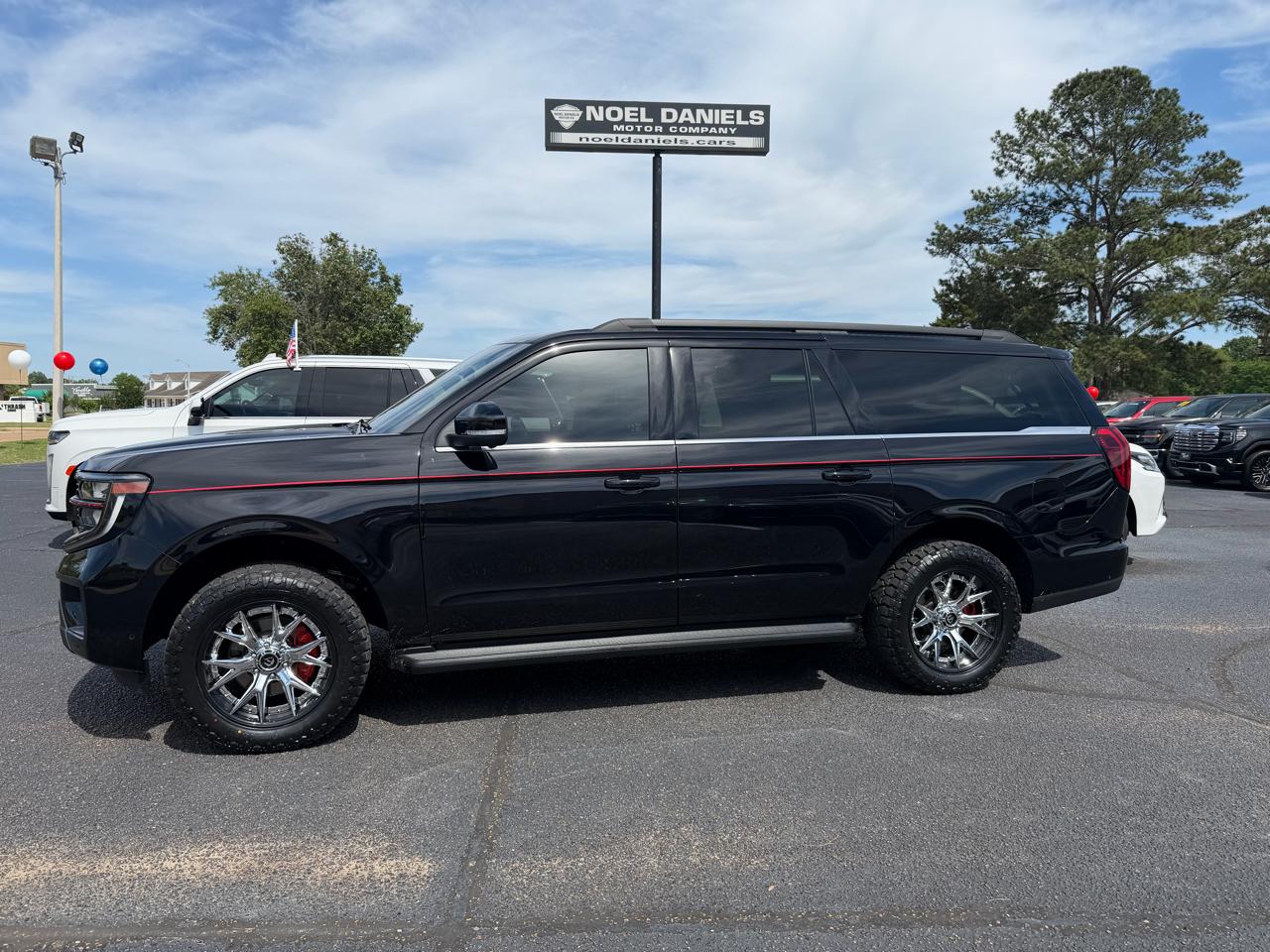 2025 Ford Expedition MAX XLT 4WD