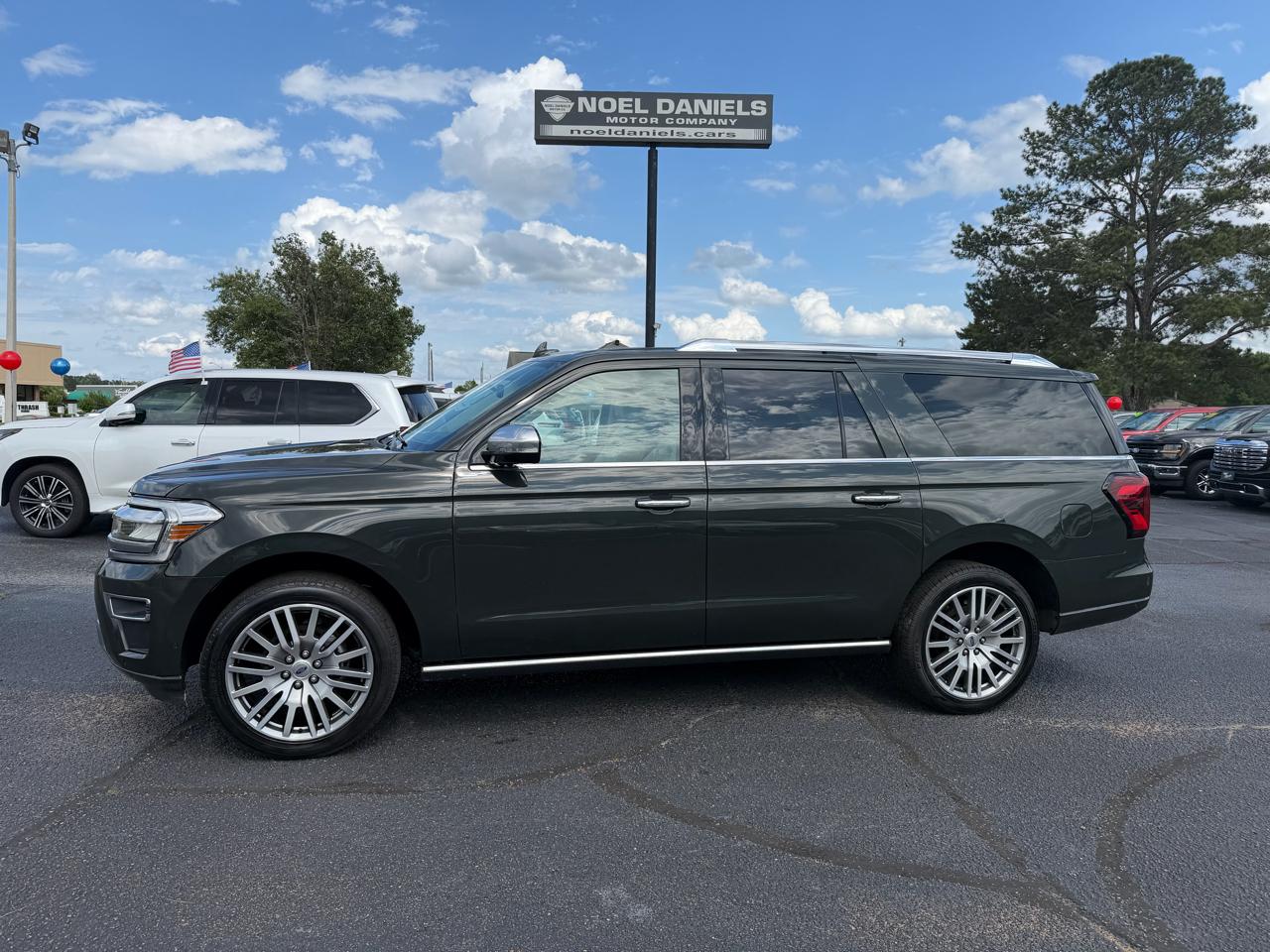 2022 Ford Expedition MAX Platinum 4WD