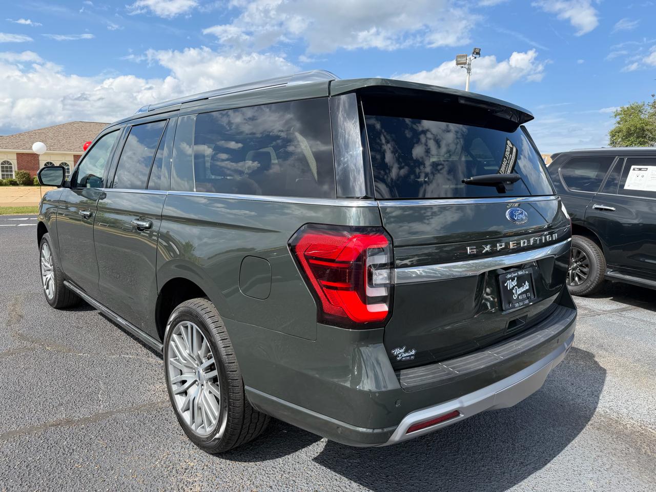 Ford Expedition MAX Platinum 4WD 2022