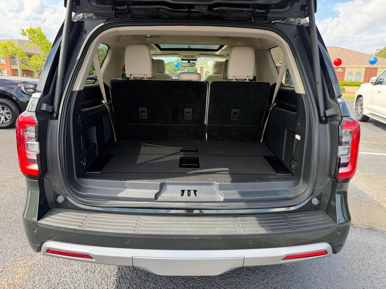 Ford Expedition MAX Platinum 4WD 2022