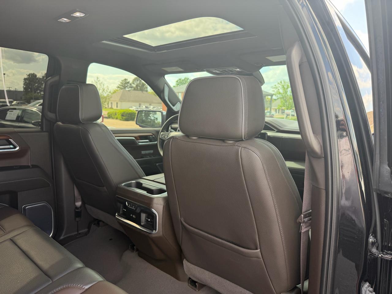 GMC Sierra 1500 Denali Crew Cab Short Box 4WD 2023