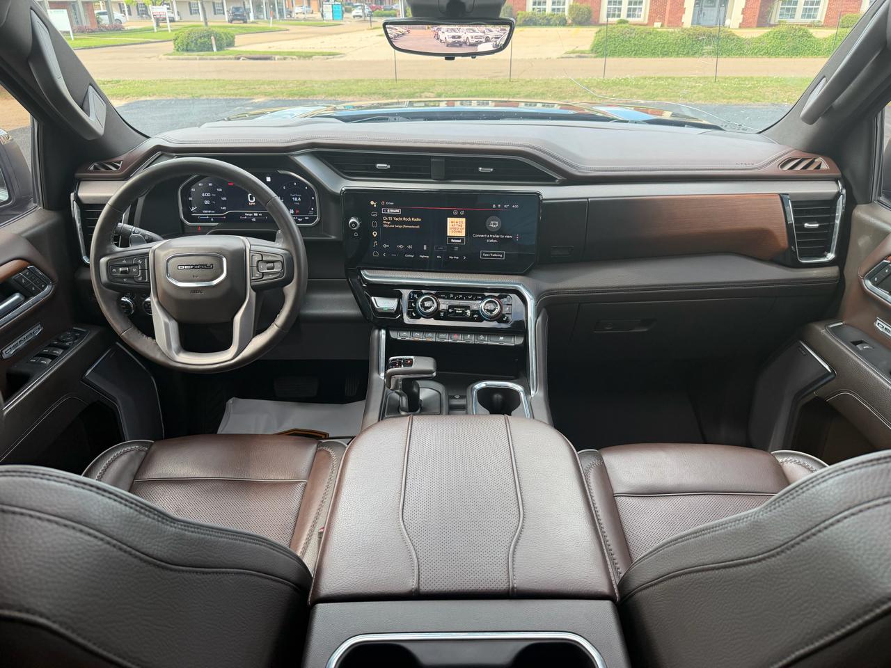 GMC Sierra 1500 Denali Crew Cab Short Box 4WD 2023