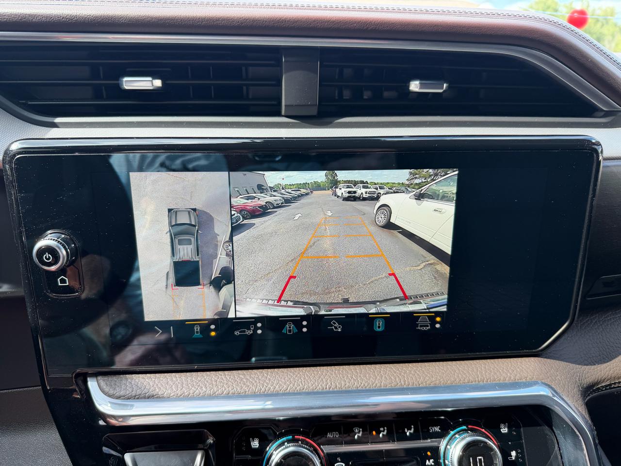 GMC Sierra 1500 Denali Crew Cab Short Box 4WD 2023