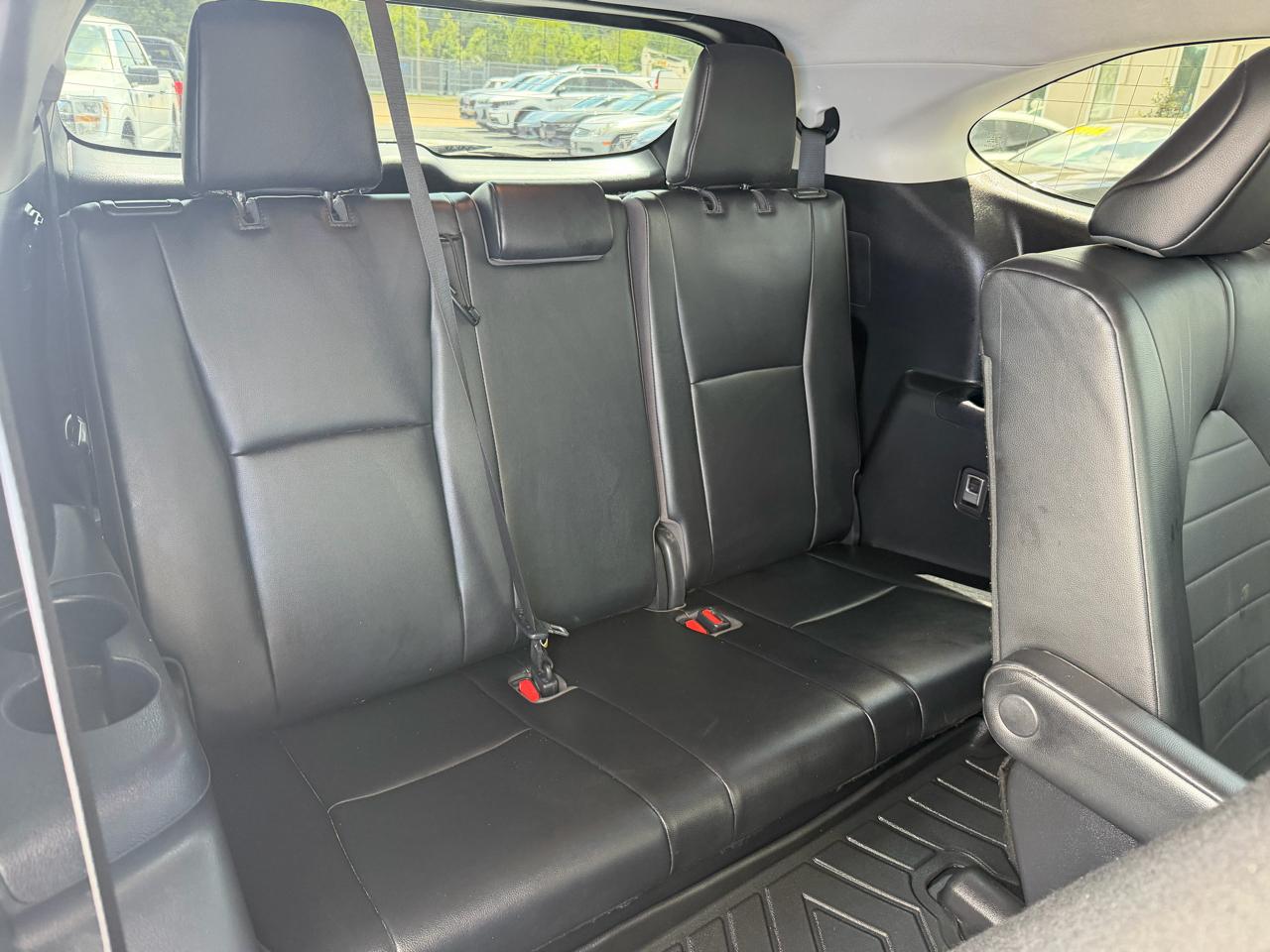 Toyota Highlander XLE AWD V6 2021