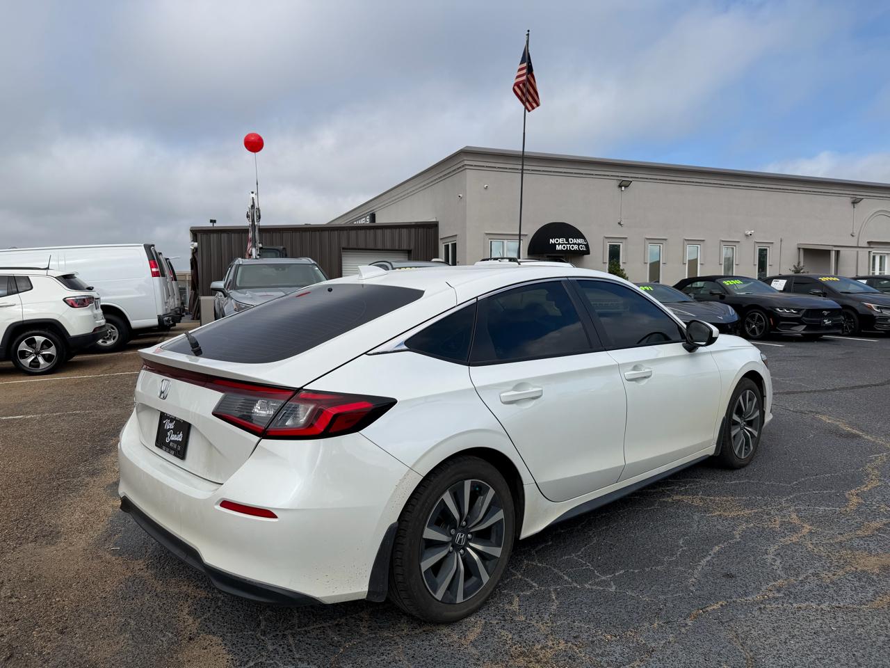 Honda Civic EX-L Hatchback 2024