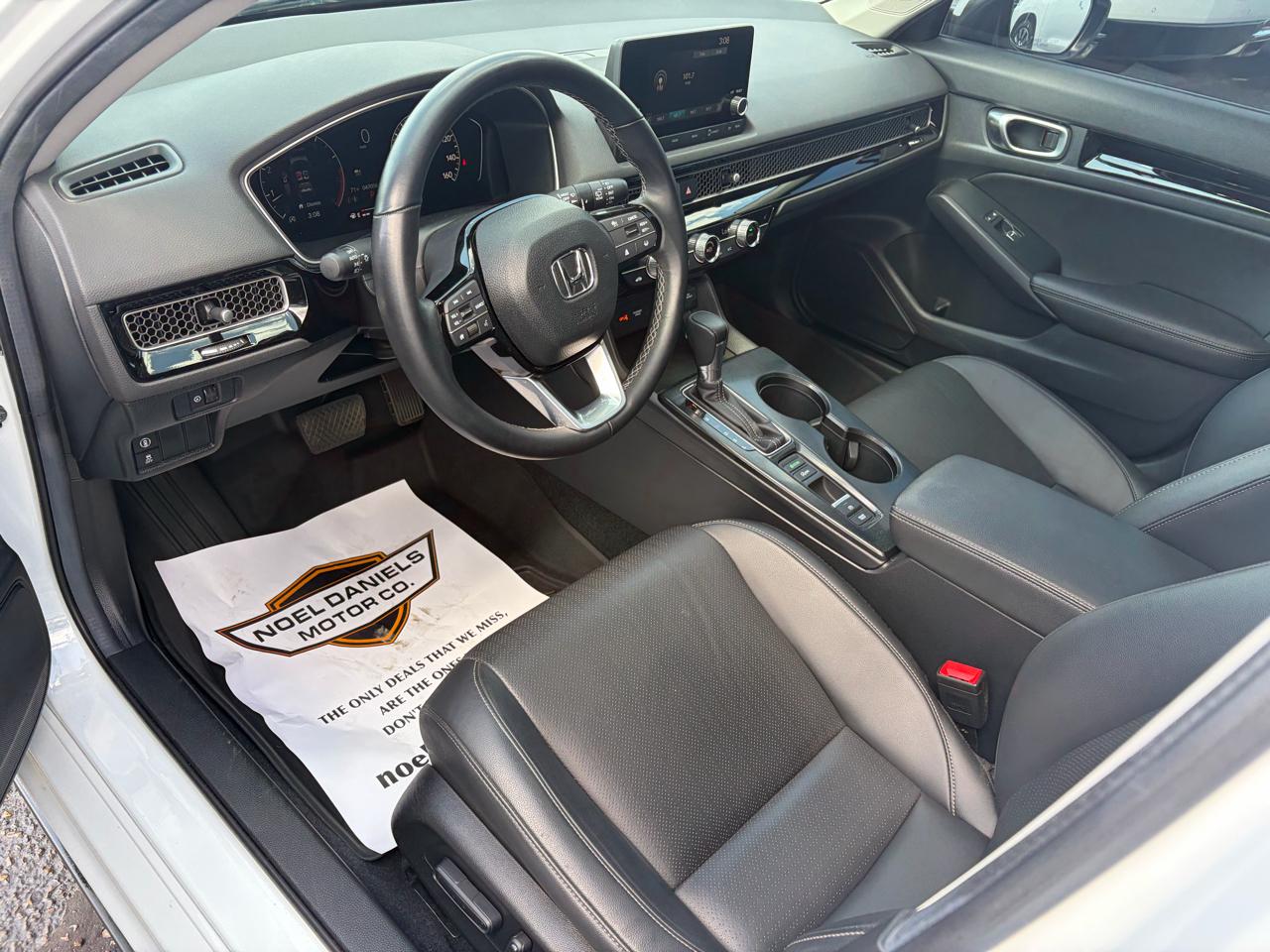 Honda Civic EX-L Hatchback 2024