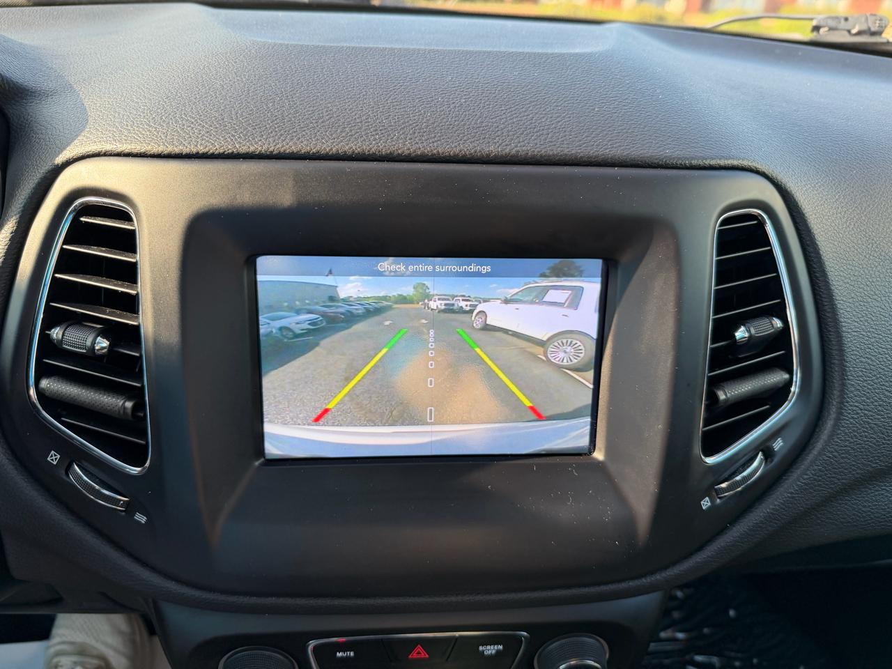 Jeep Compass Latitude FWD 2018