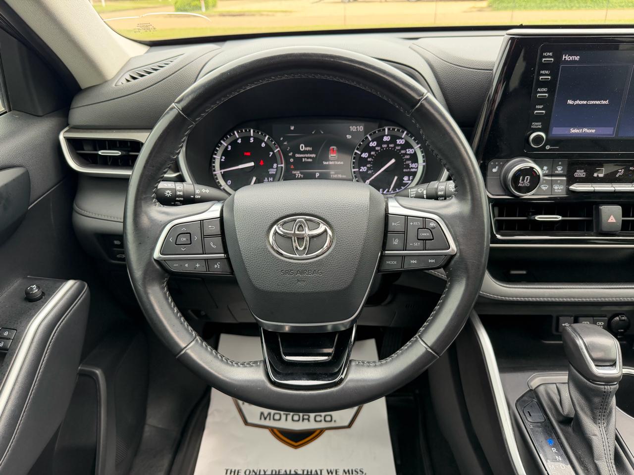 Toyota Highlander XLE FWD V6 2021