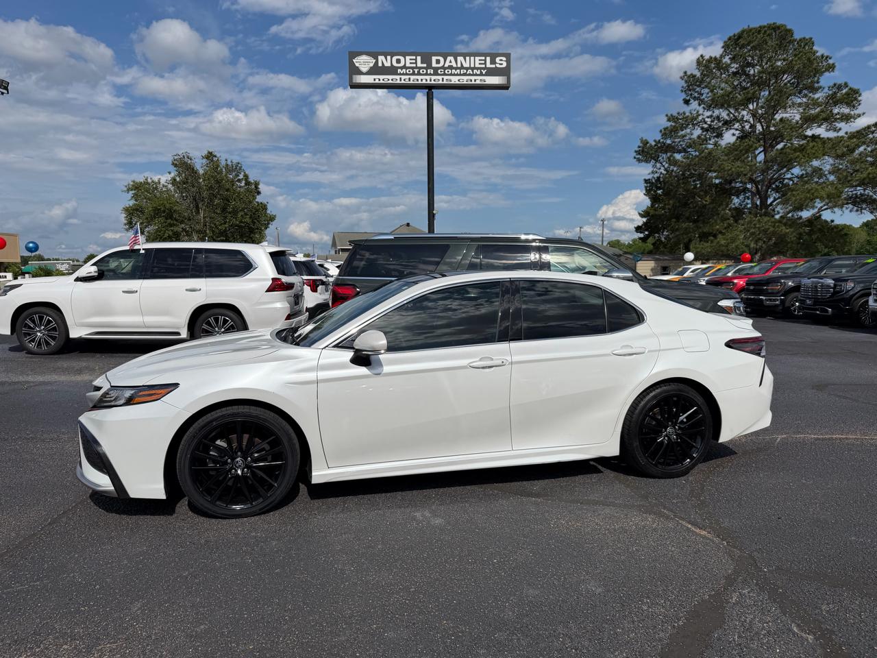 Toyota Camry XSE V6 2021
