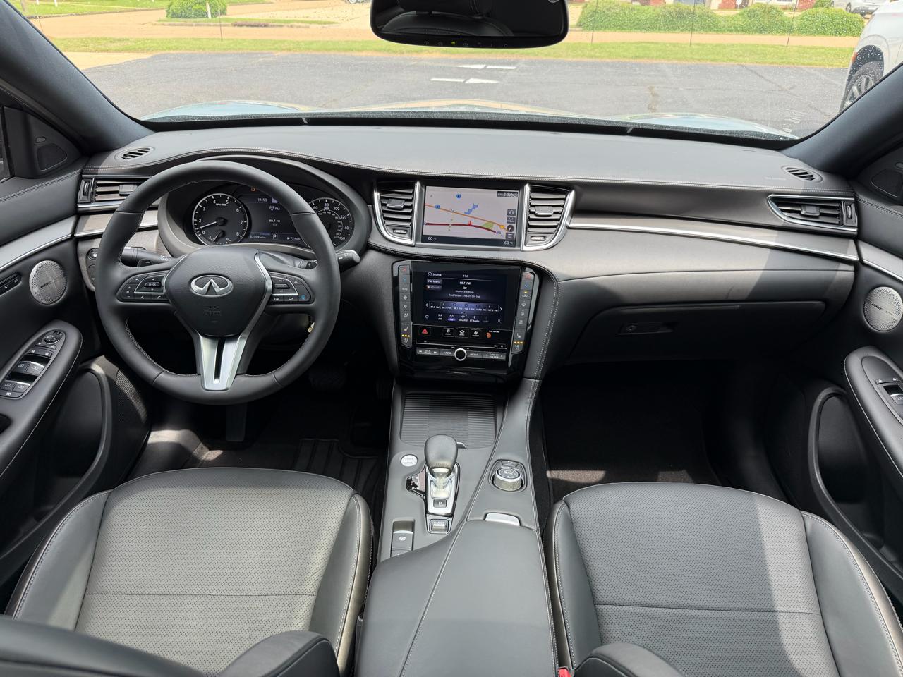 Infiniti QX55 ESSENTIAL 2023