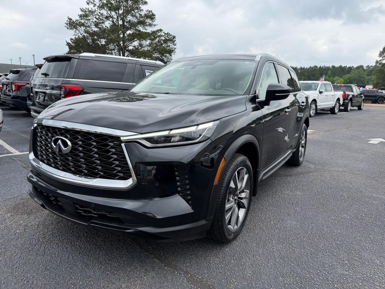 Infiniti QX60 Luxe 2023