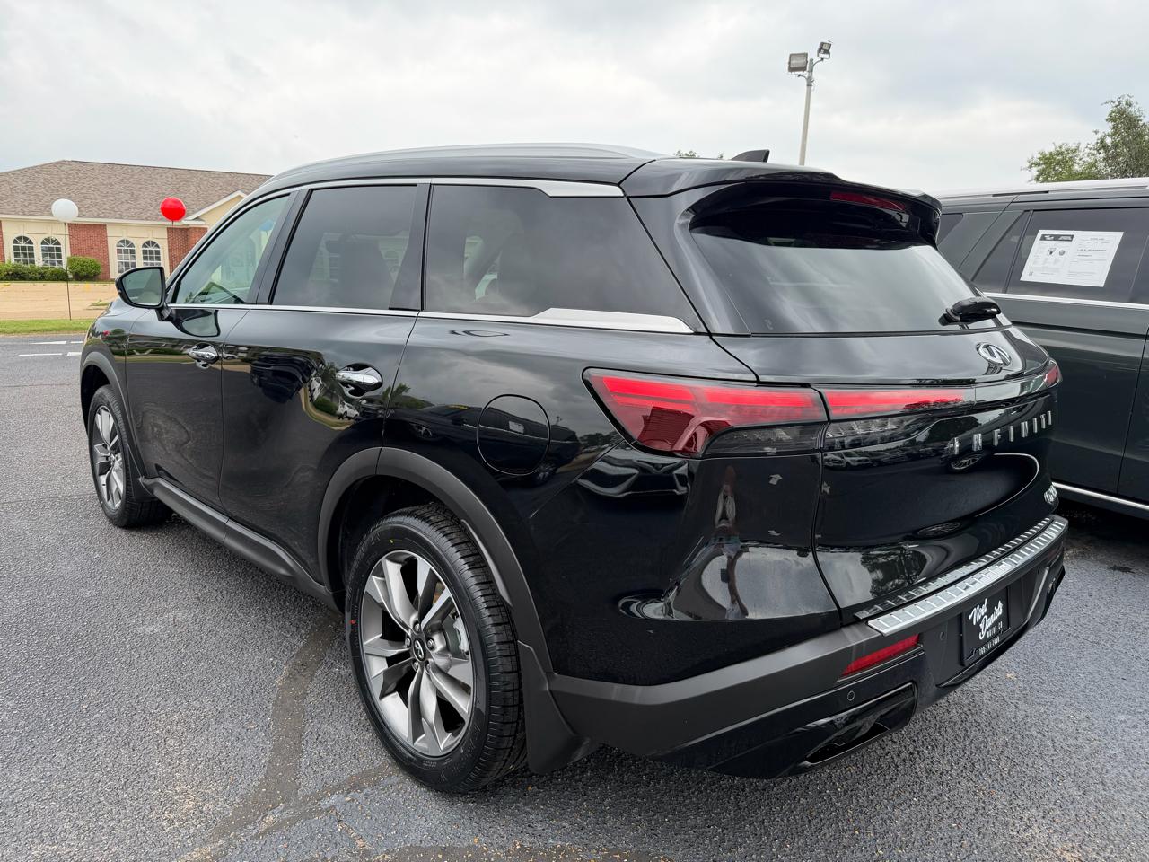 Infiniti QX60 Luxe 2023
