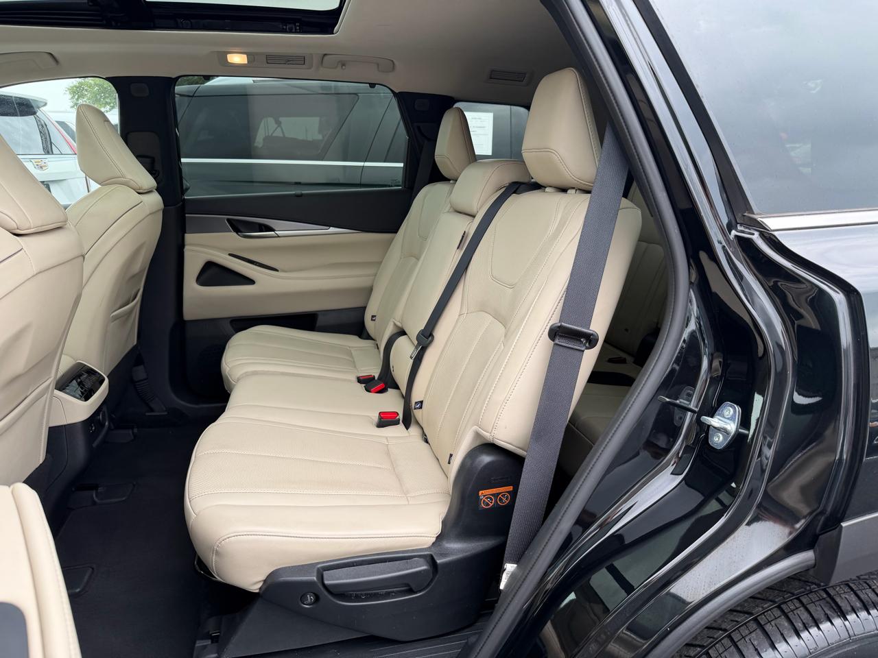 Infiniti QX60 Luxe 2023