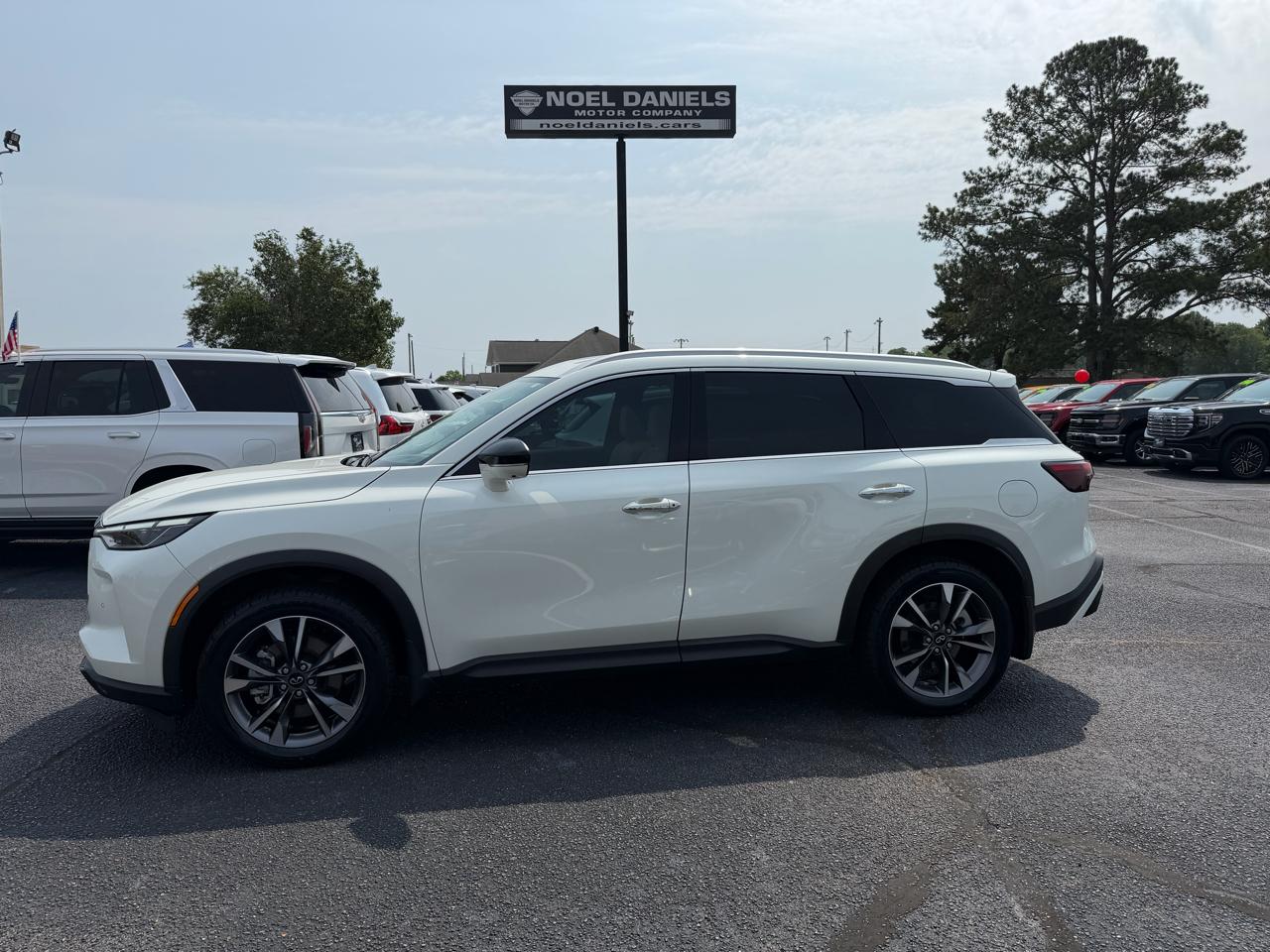 Infiniti QX60 Luxe 2023