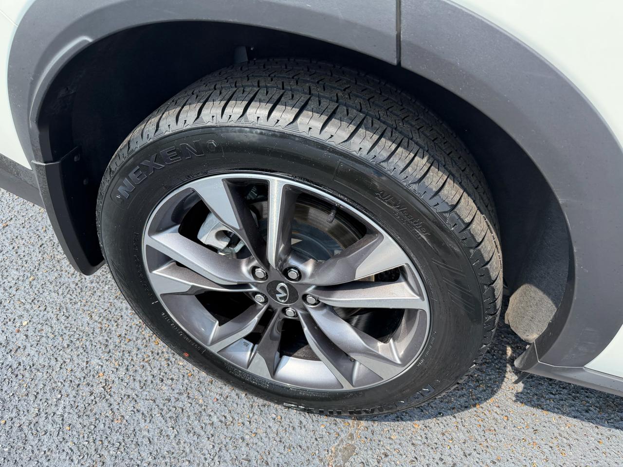 Infiniti QX60 Luxe 2023