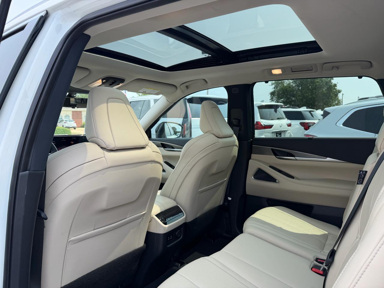 Infiniti QX60 Luxe 2023