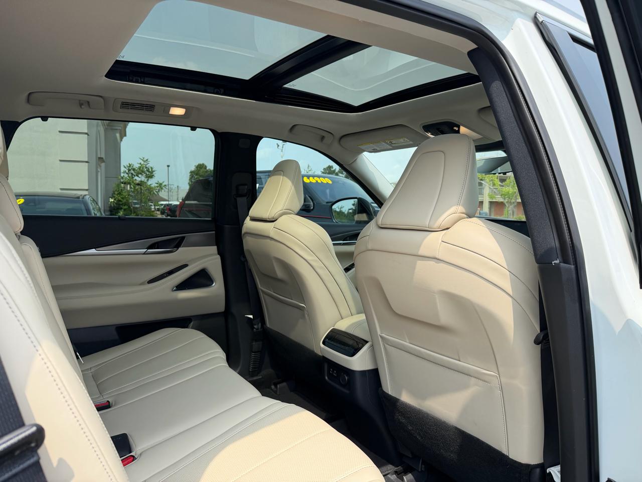 Infiniti QX60 Luxe 2023