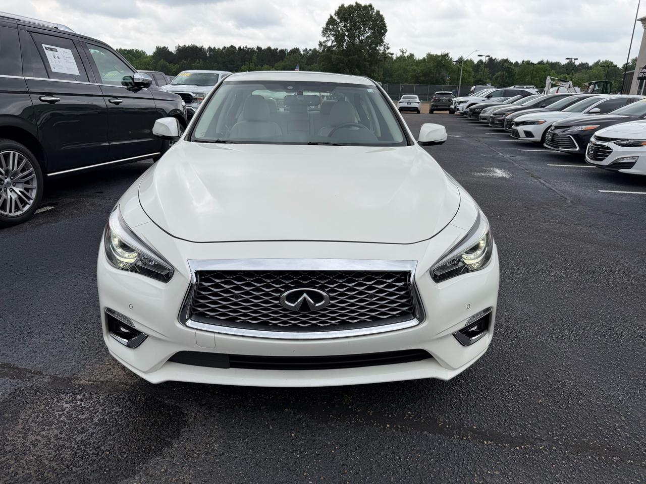 Infiniti Q50 3.0t LUXE 2023