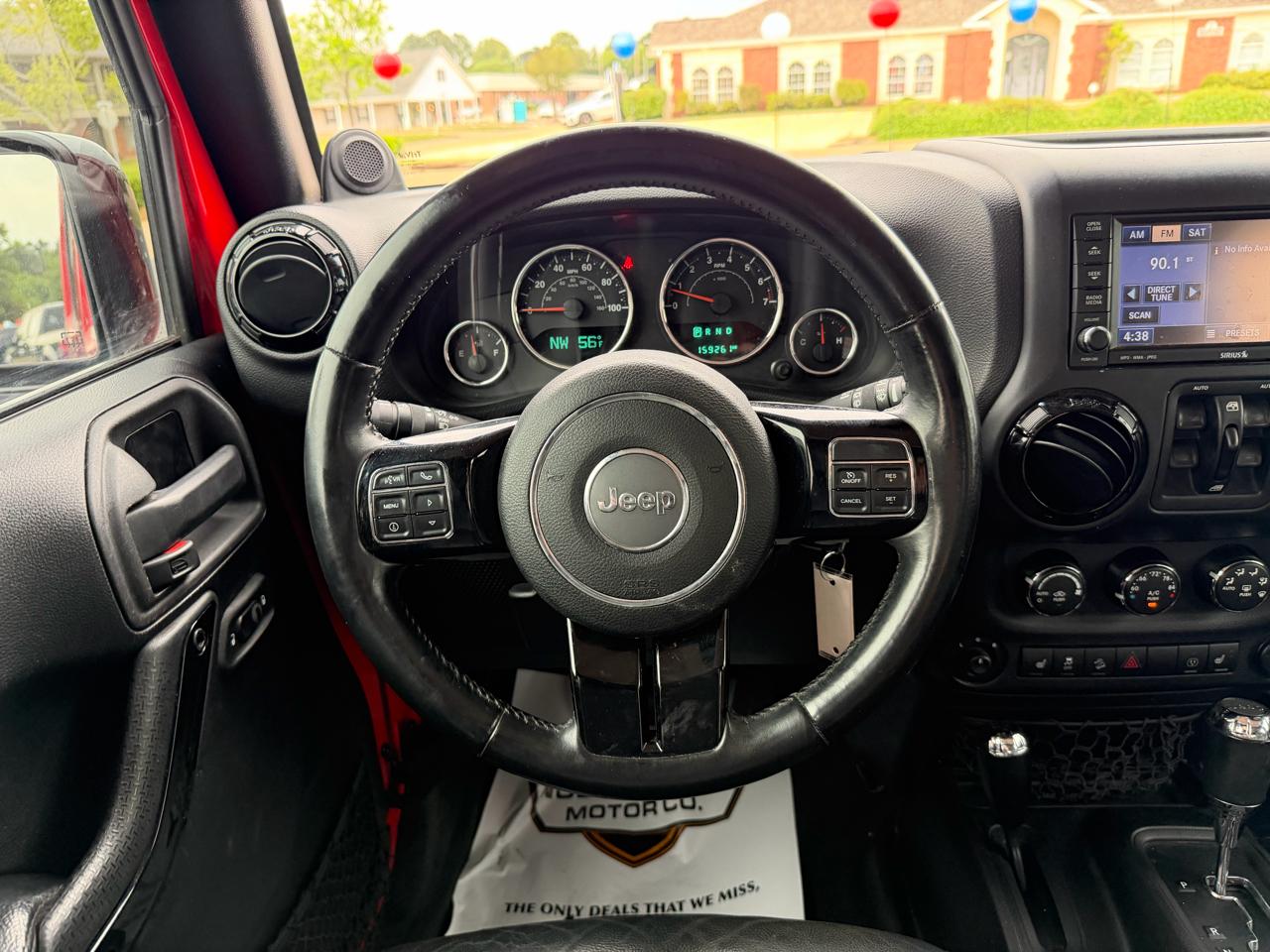 Jeep Wrangler Unlimited Sahara 4WD 2014