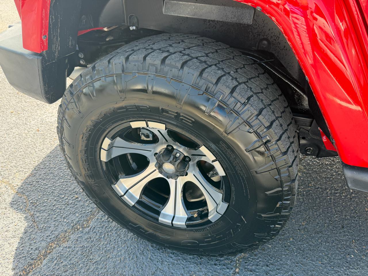 Jeep Wrangler Unlimited Sahara 4WD 2014