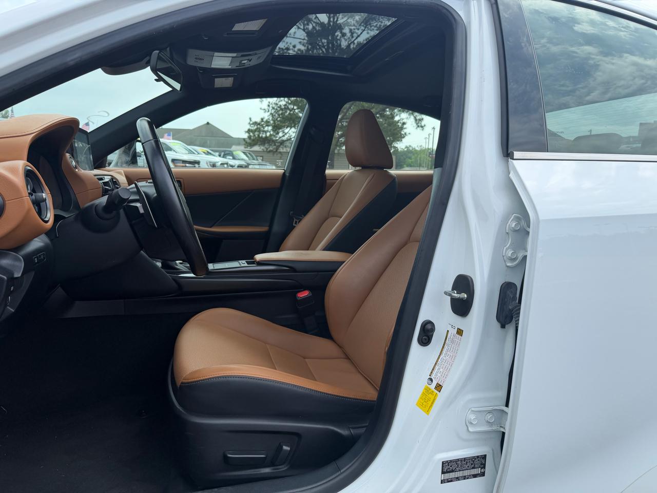 Lexus IS IS 350 F SPORT Design RWD 2024