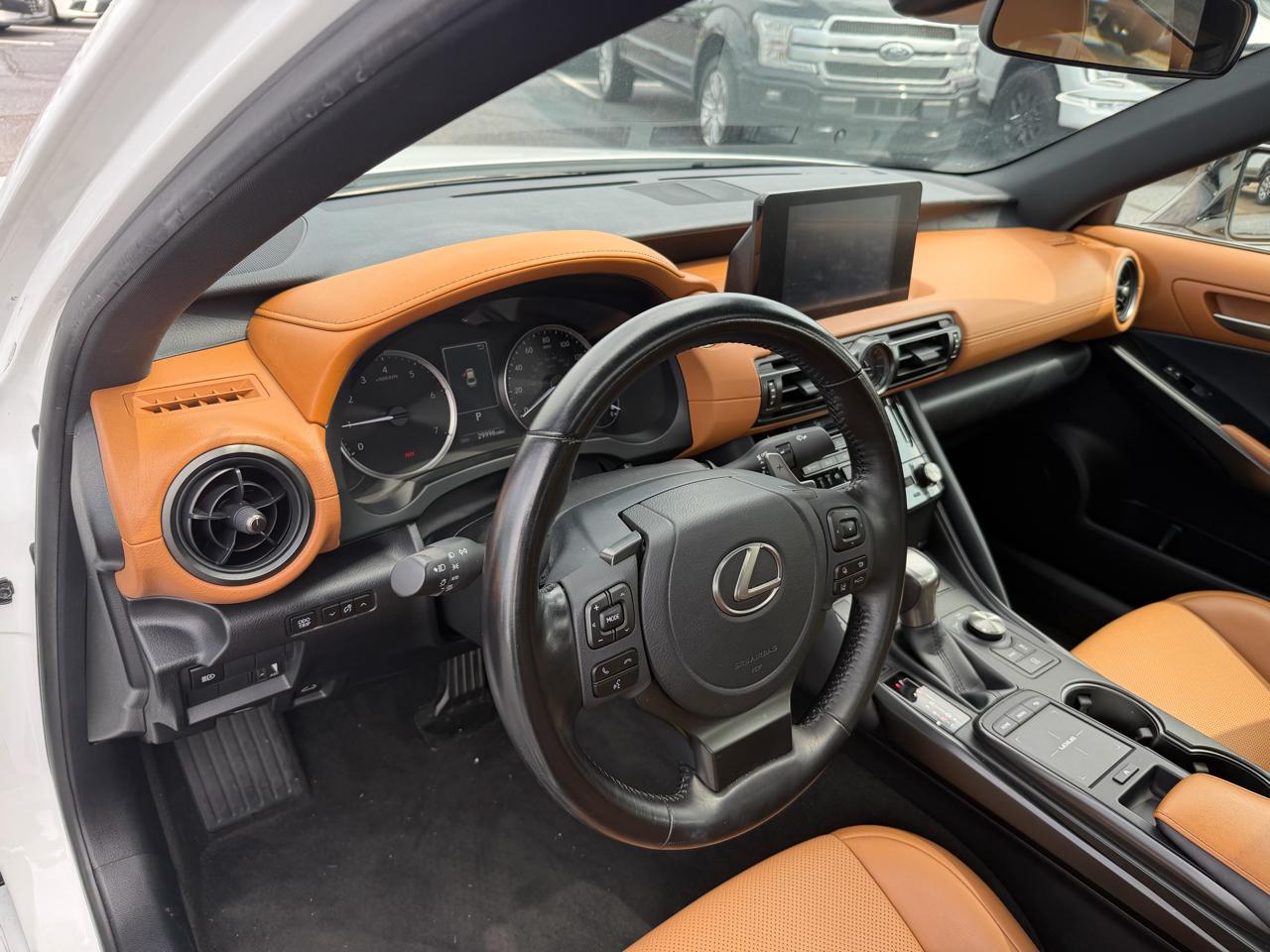 Lexus IS IS 350 F SPORT Design RWD 2024