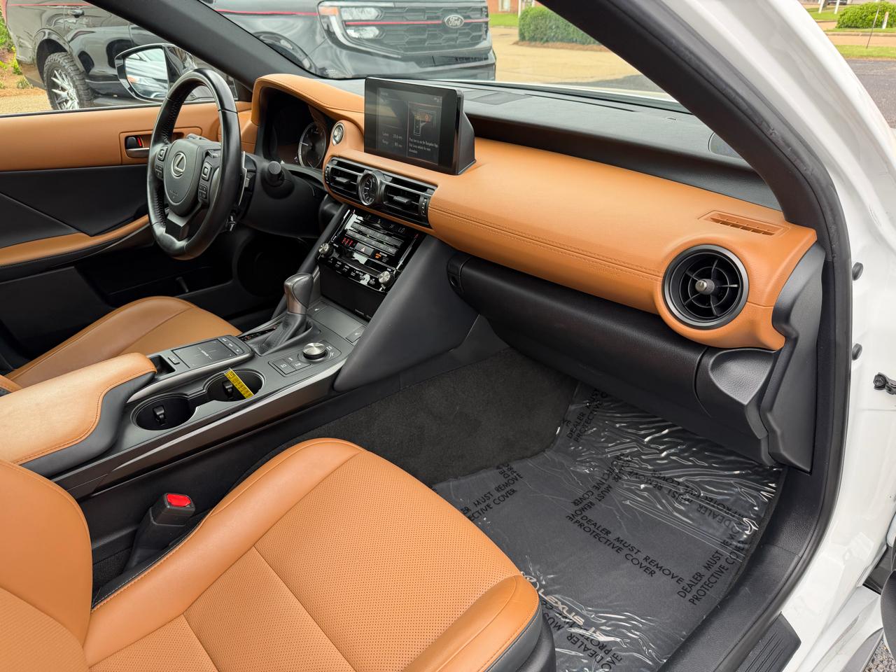 Lexus IS IS 350 F SPORT Design RWD 2024