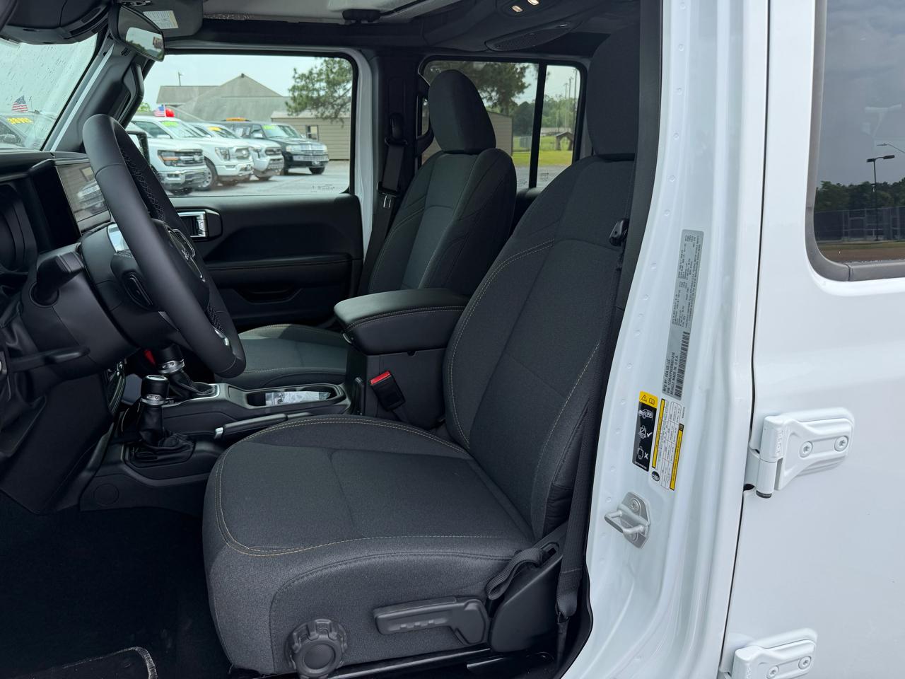 Jeep Wrangler 4xe Sahara 2025