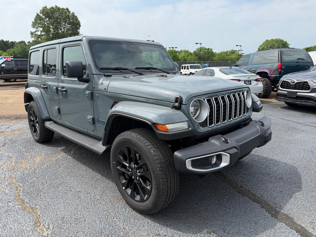 Jeep Wrangler 4xe Sahara 2025