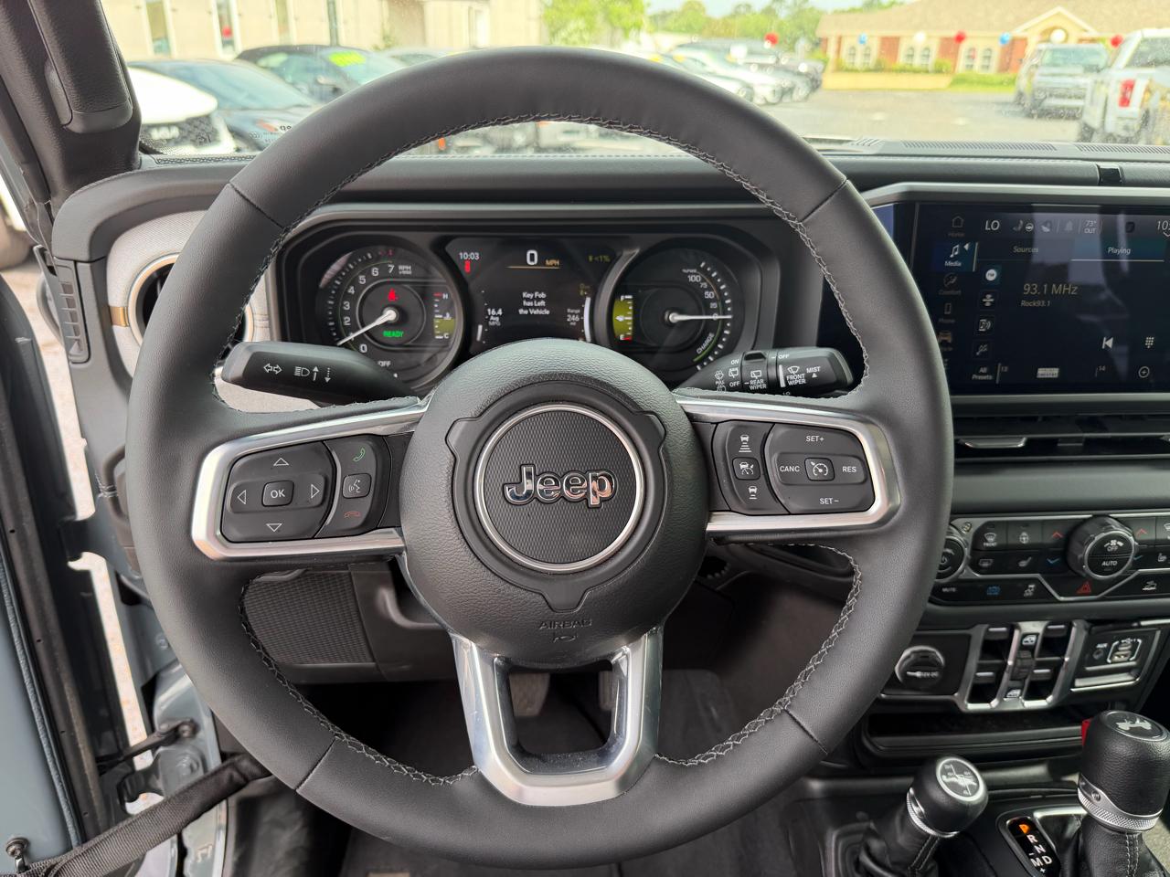 Jeep Wrangler 4xe Sahara 2025