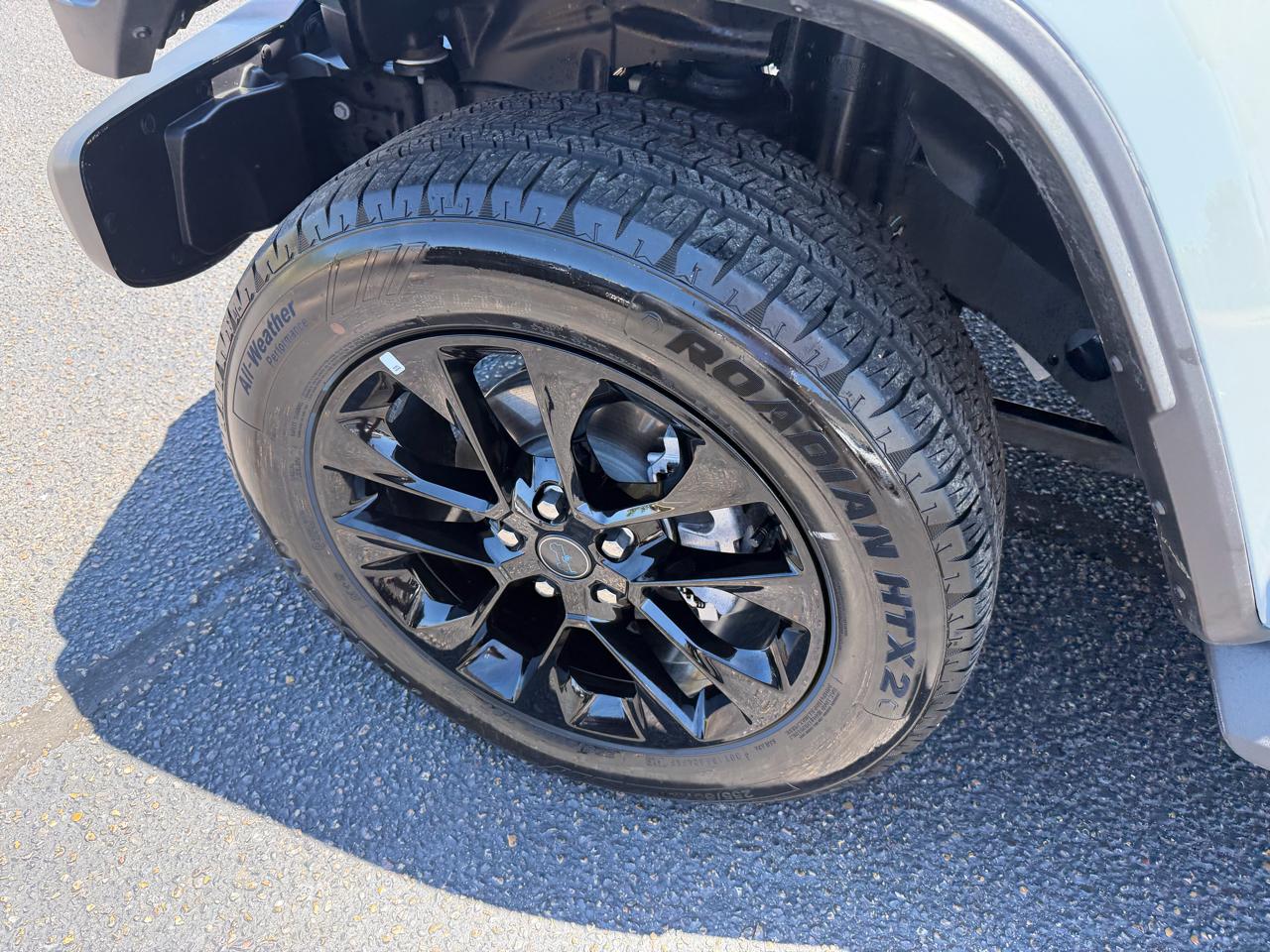 Jeep Wrangler 4xe Sahara 2025