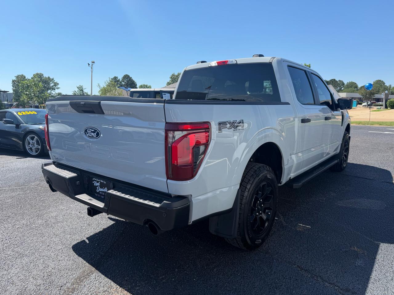 Ford F-150 STX SuperCrew 4WD 2024
