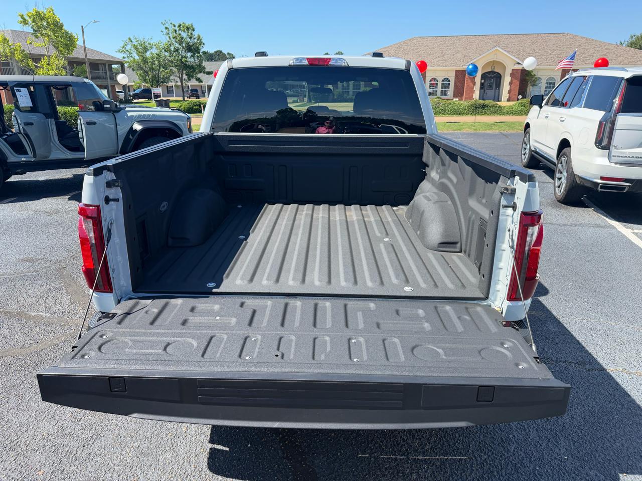 Ford F-150 STX SuperCrew 4WD 2024