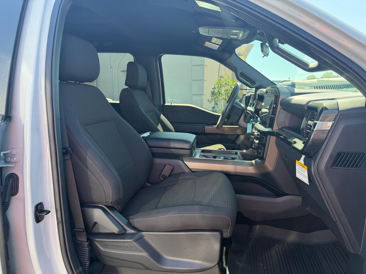 Ford F-150 STX SuperCrew 4WD 2024