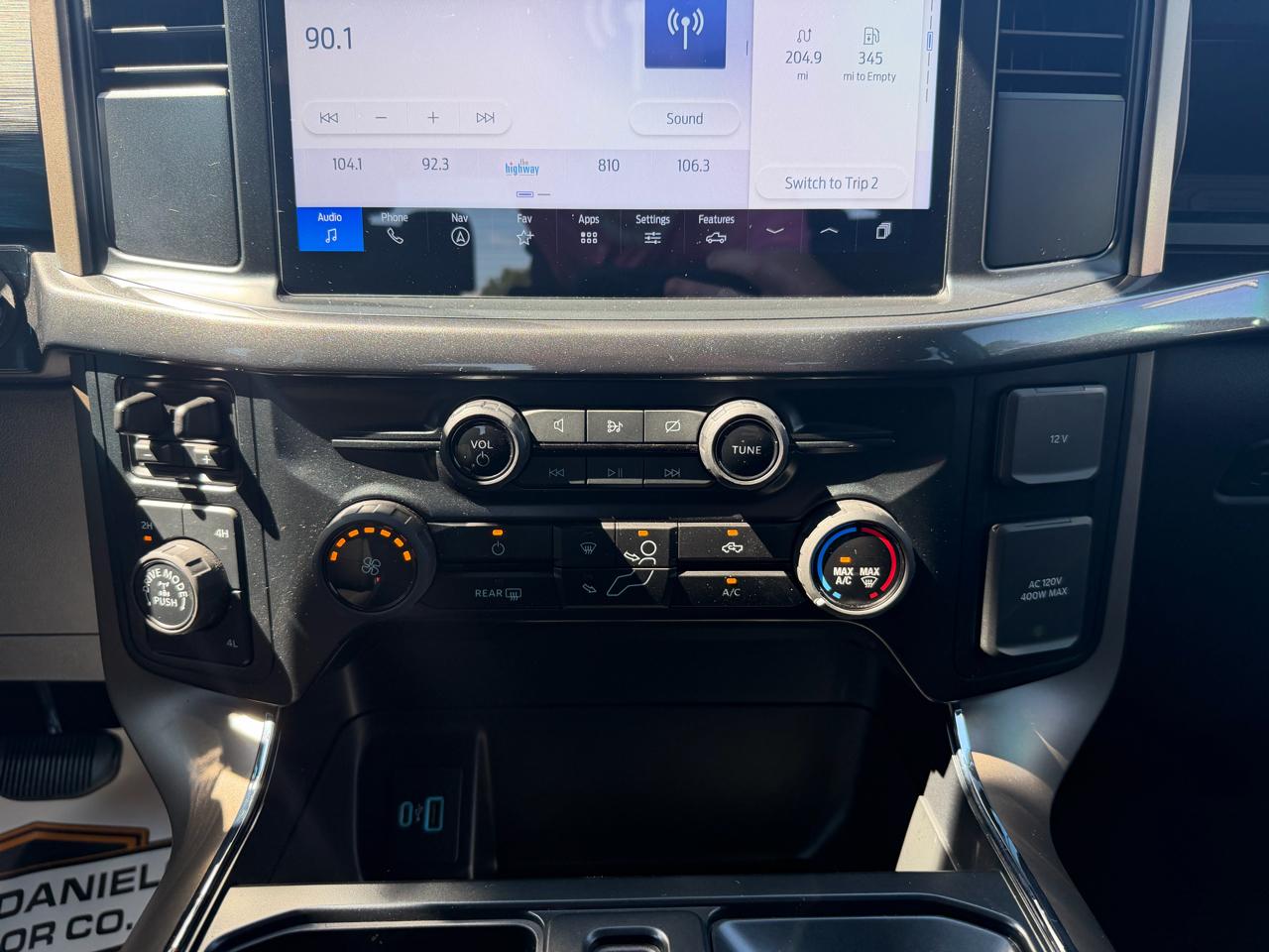 Ford F-150 STX SuperCrew 4WD 2024