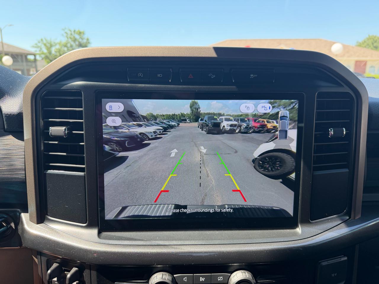 Ford F-150 STX SuperCrew 4WD 2024