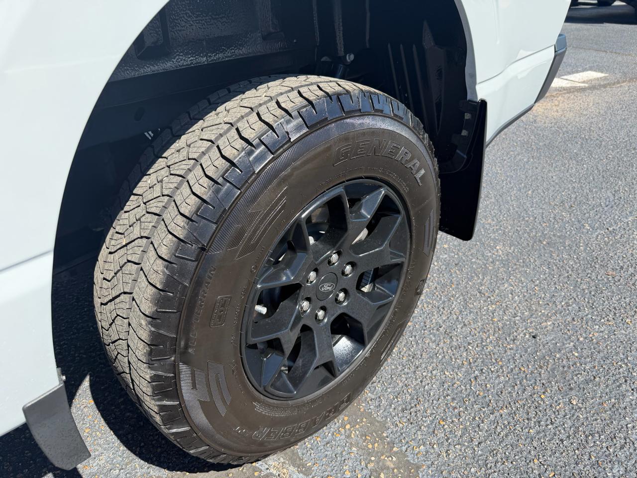 Ford F-150 STX SuperCrew 4WD 2024