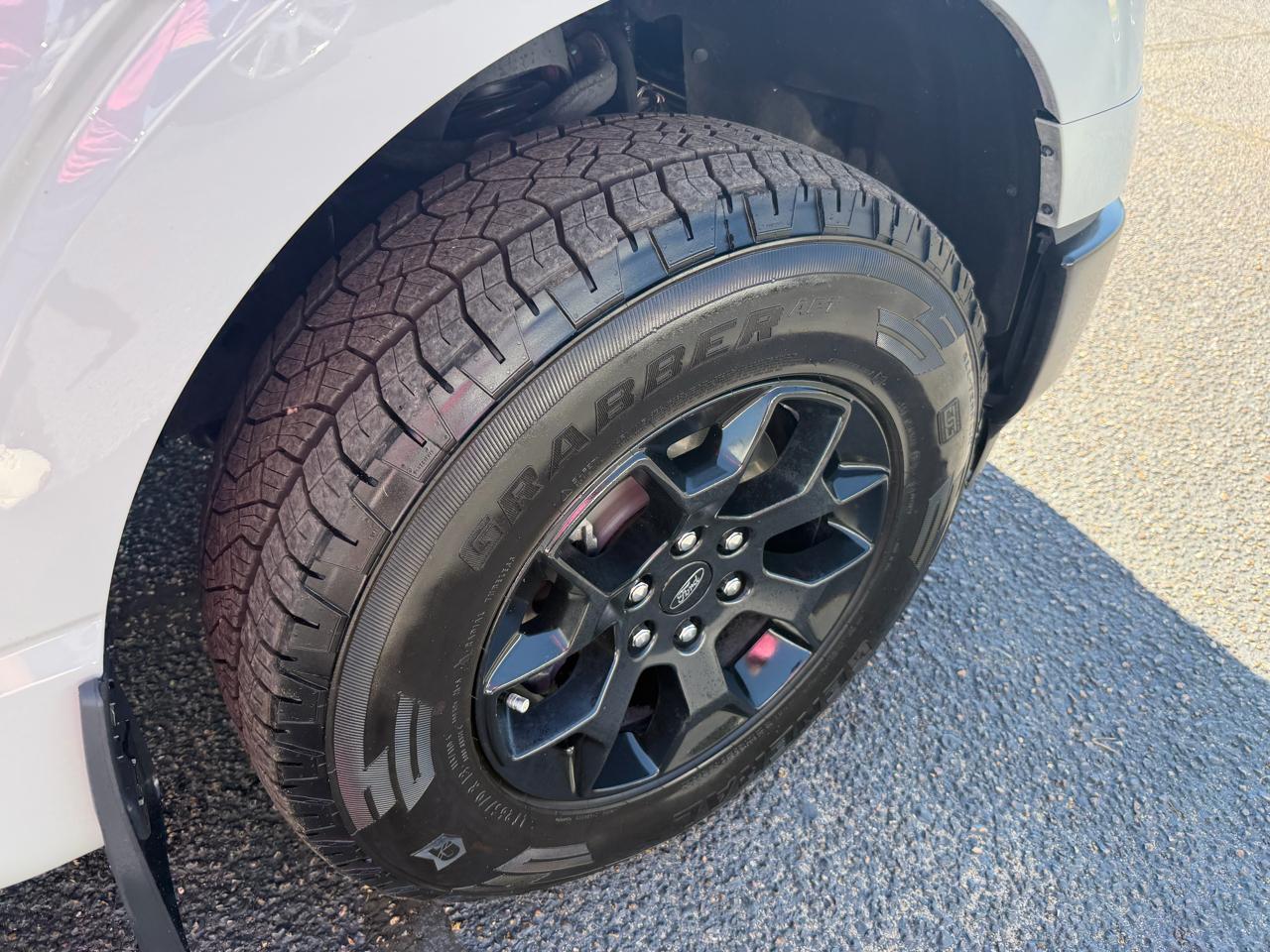 Ford F-150 STX SuperCrew 4WD 2024