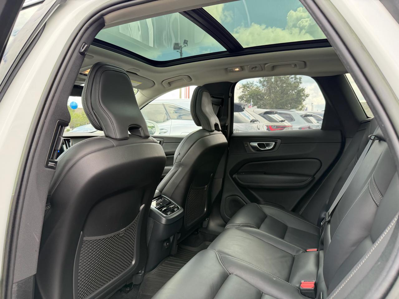 Volvo XC60 B5 Ultimate Bright 2023