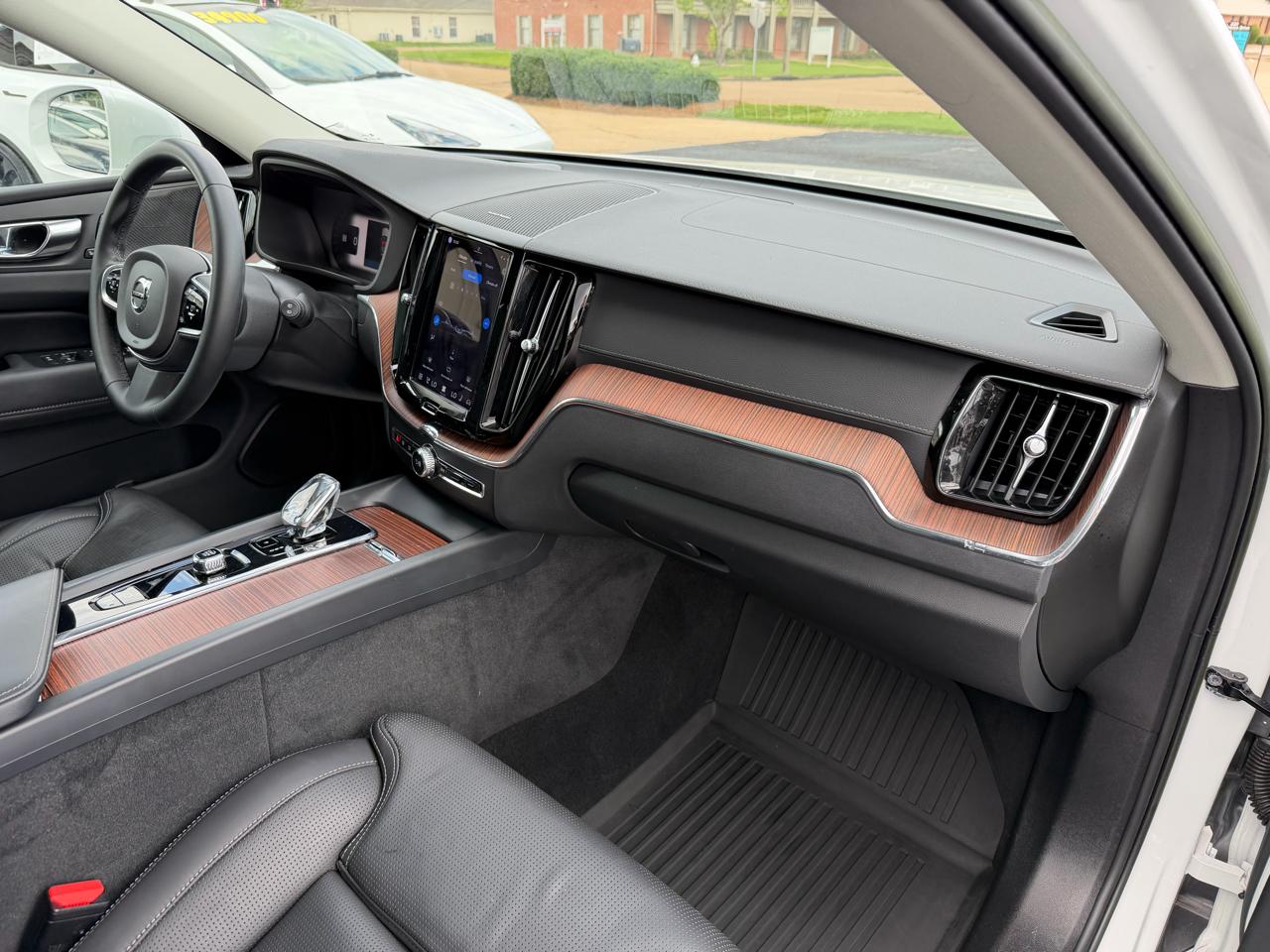 Volvo XC60 B5 Ultimate Bright 2023