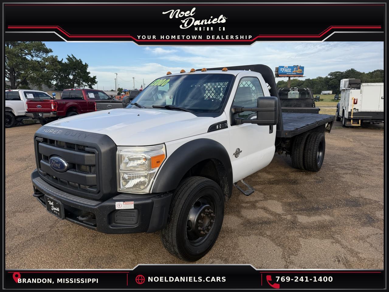 2014 Ford F-550 Regular Cab DRW 2WD
