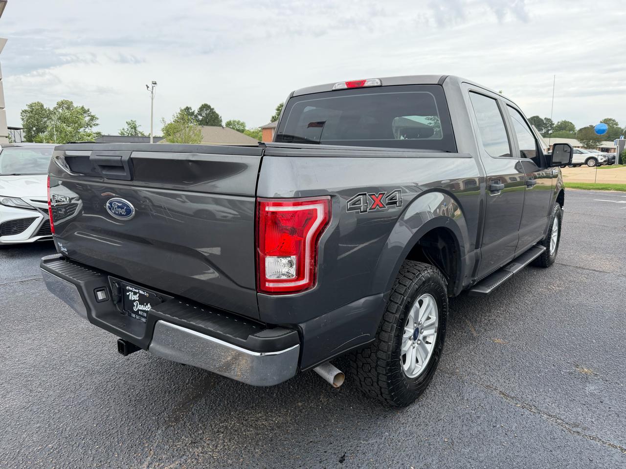 Ford F-150 XL SuperCrew 6.5-ft. Bed 4WD 2017