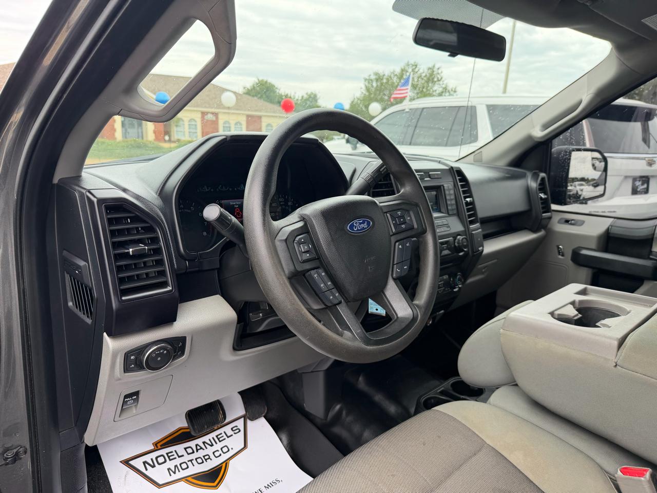 Ford F-150 XL SuperCrew 6.5-ft. Bed 4WD 2017