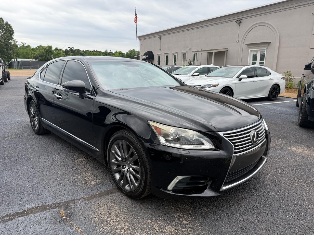 Lexus LS 460 Luxury Sedan 2014