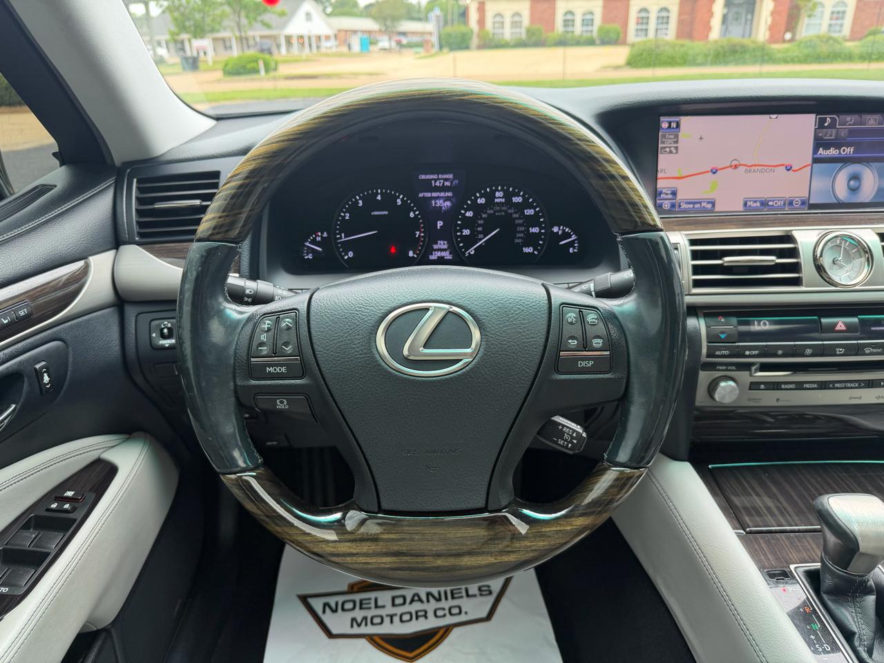 Lexus LS 460 Luxury Sedan 2014