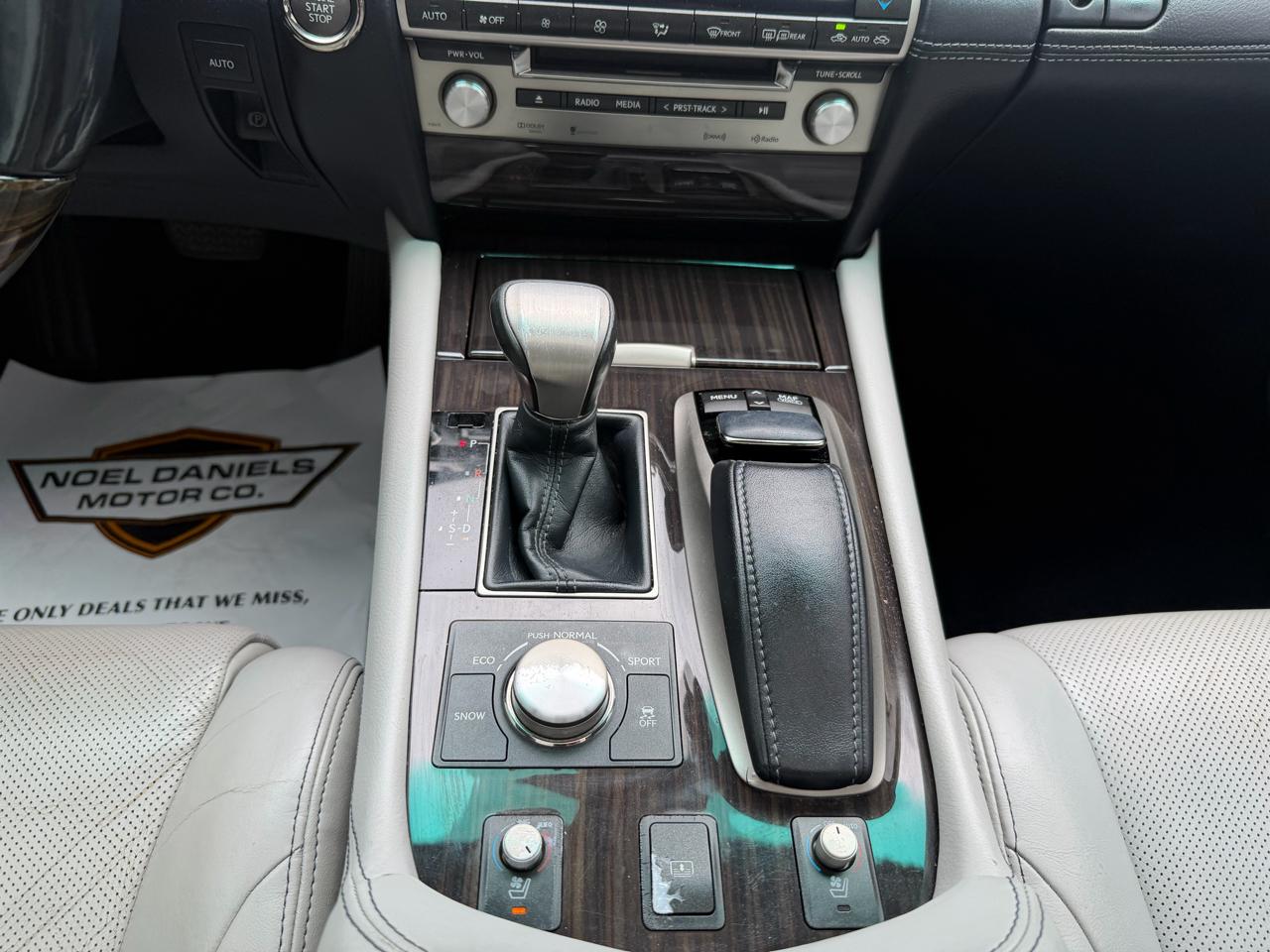 Lexus LS 460 Luxury Sedan 2014